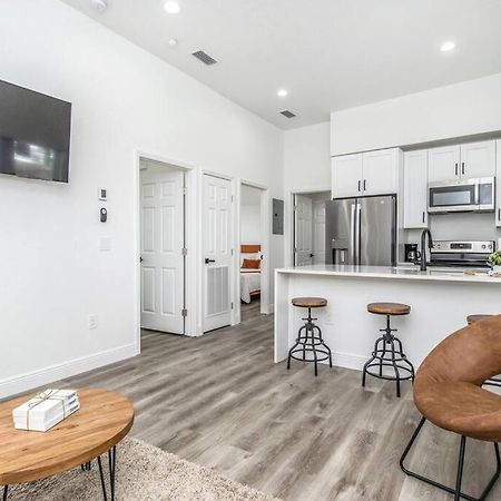 2Br Spacious House In Heart Of West Tampa Kültér fotó