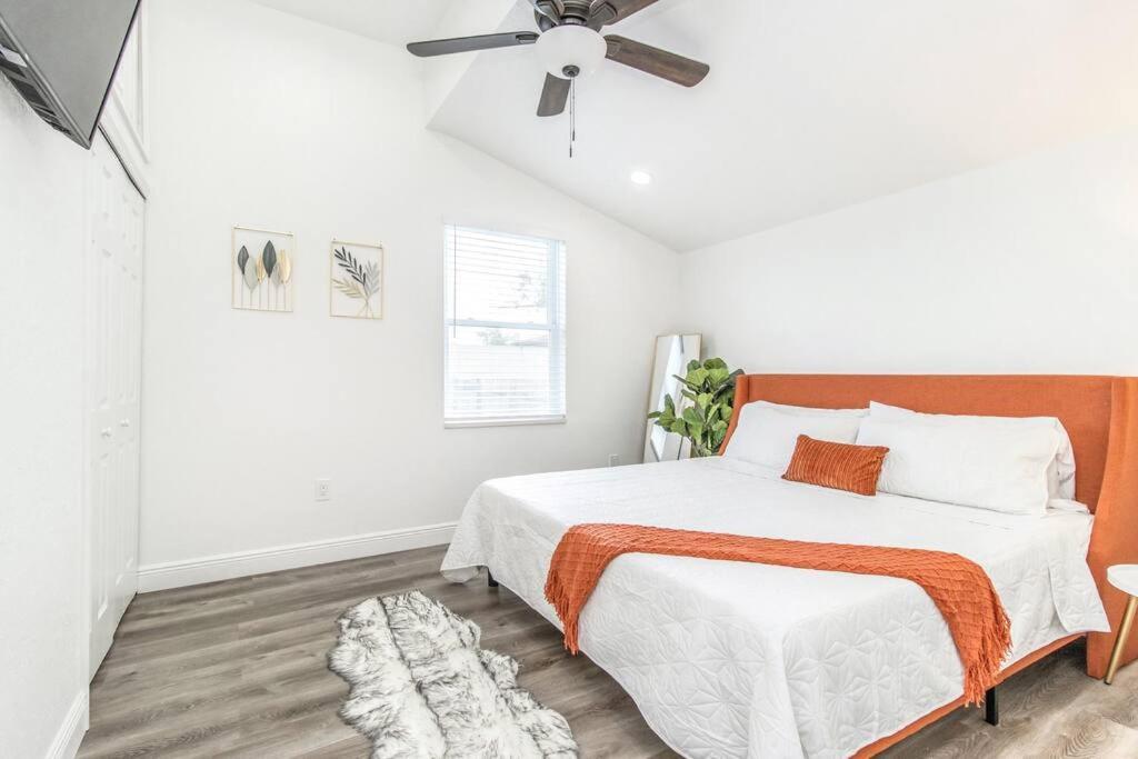 2Br Spacious House In Heart Of West Tampa Kültér fotó